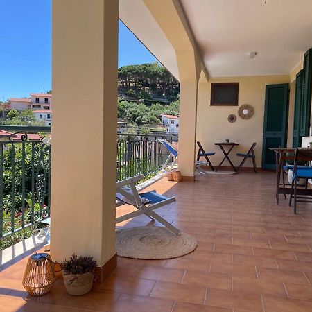 B&B L'Albero Di Melograno Seccheto Ngoại thất bức ảnh